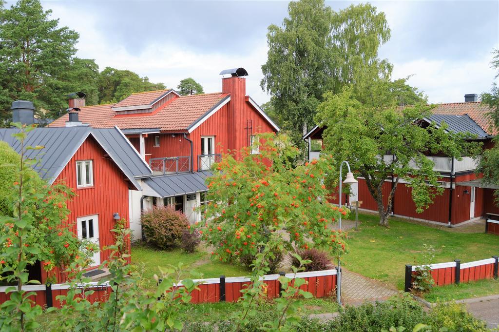 Hotel Strandbo Nauvo Exterior photo